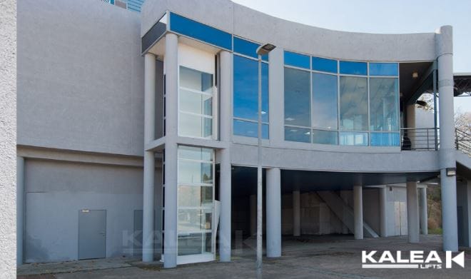 kalea outdoor lift white