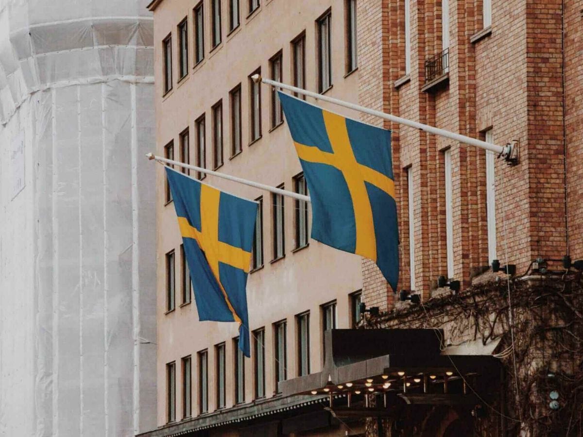sweden-flag-kalea-lift