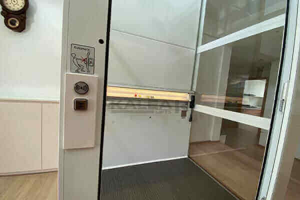 6 mrkusol kalea lift home elevatorkalea 1100×1500 ral9016 kate14