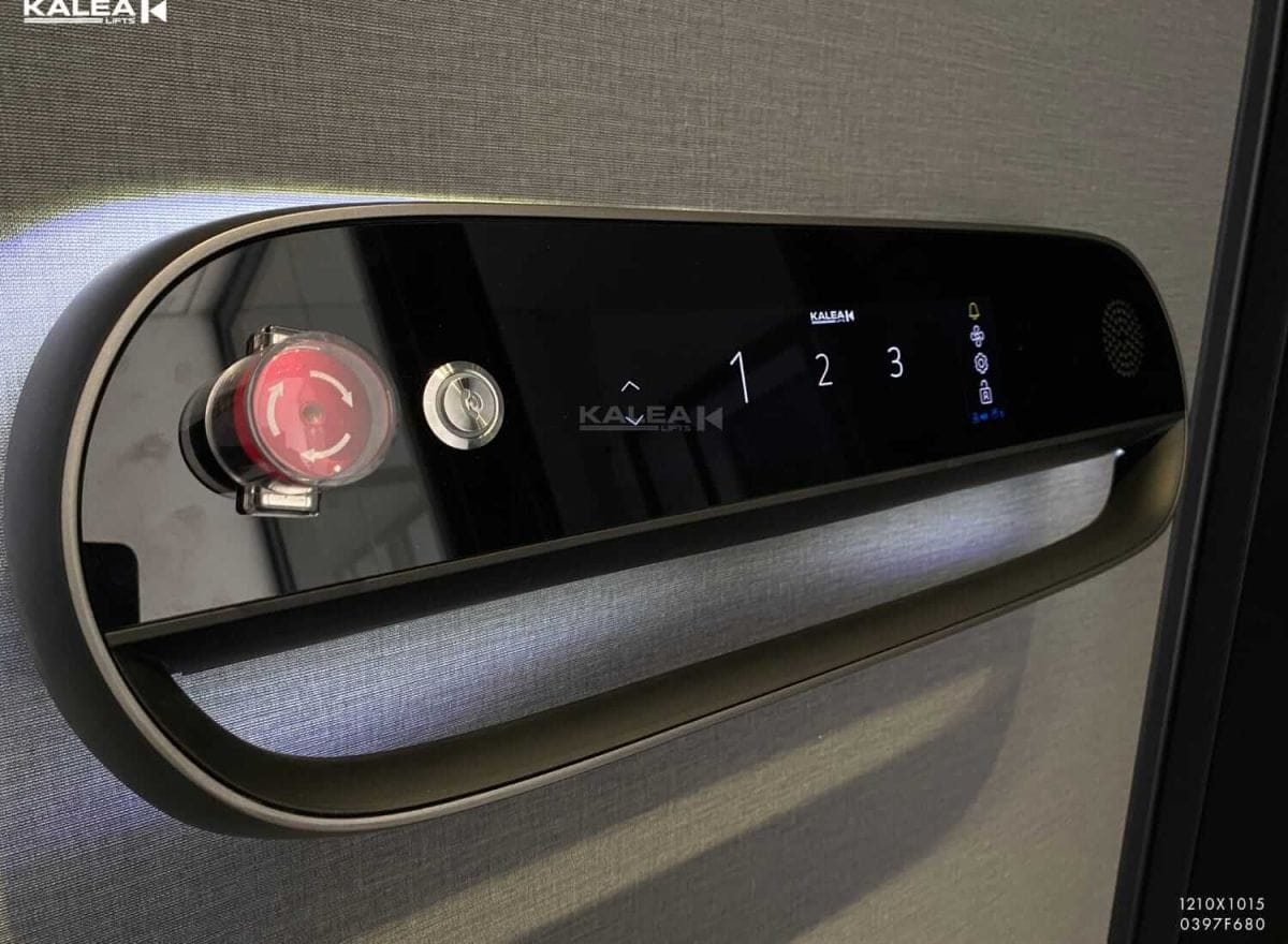 KALEA Lift มีระบบการควบคุมอัจฉริยะ ด้วยแผงควบคุมแบบระบบสัมผัส พร้อมฟังก์ชั่นสุดพรีเมียม