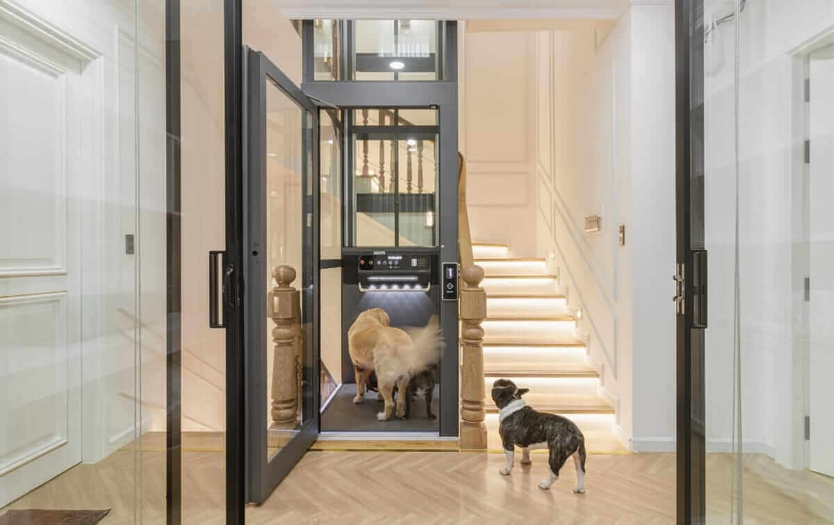 kalea lift ลิฟท์บ้านที่สามารถติดได้ระหว่างชั้น ใช้งานที่ง่าย ไม่ขวางทางเดิน KALEA Lift ลิฟท์บ้านระบบสกรู มาพร้อมปล่องลิฟท์ ติดตั้งง่าย ไม่กระทบโครงสร้างของบ้าน