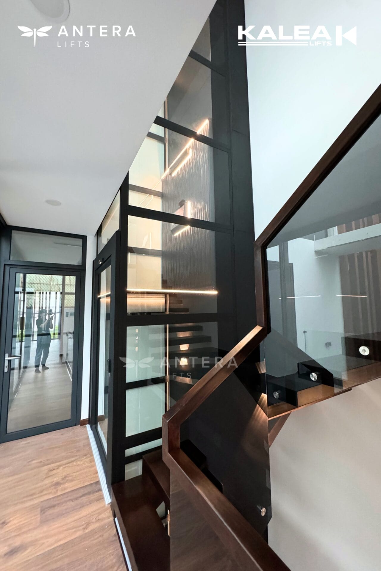 ANTERA Lift – Luxury Full Glass Lift for Villa Lift ลิฟท์บ้าน สุดหรู ลิฟท์กระจกรอบด้านเก๋ ไม่เหมือนใคร ANTERA Lift - Luxury Full Glass Lift for Villa Lift ลิฟท์บ้าน สุดหรู ลิฟท์กระจกรอบด้านเก๋ ไม่เหมือนใคร