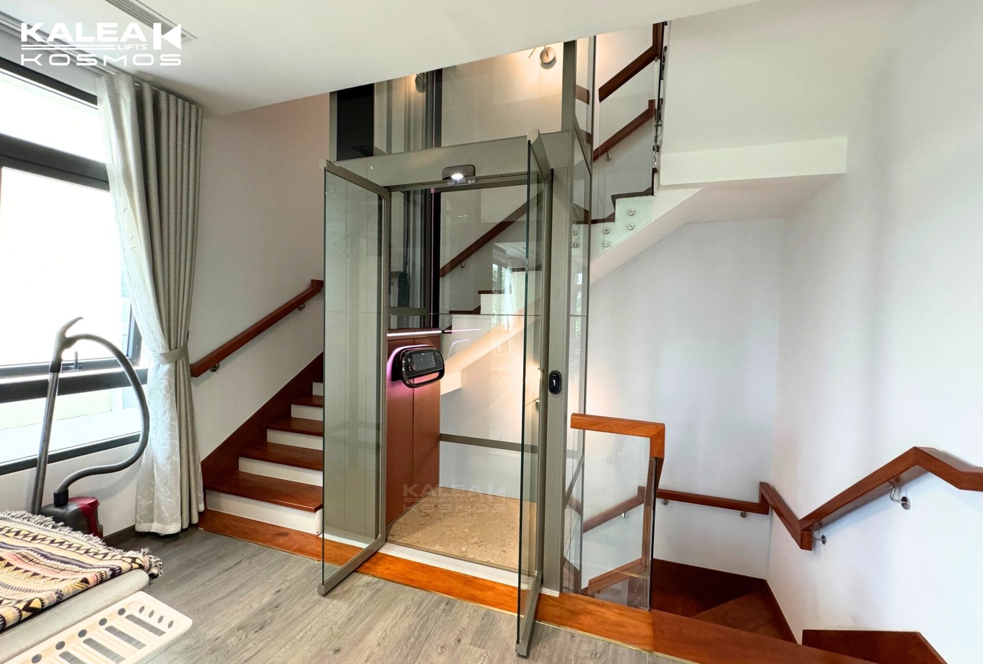 Kosmos X50 Limited home lift 2 Kosmos X50 Limited home lift 2
